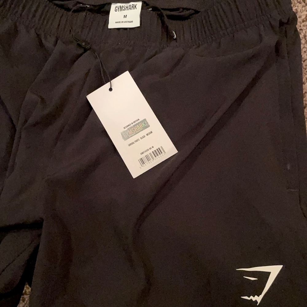 Gymshark arrival woven pants black joggers medium